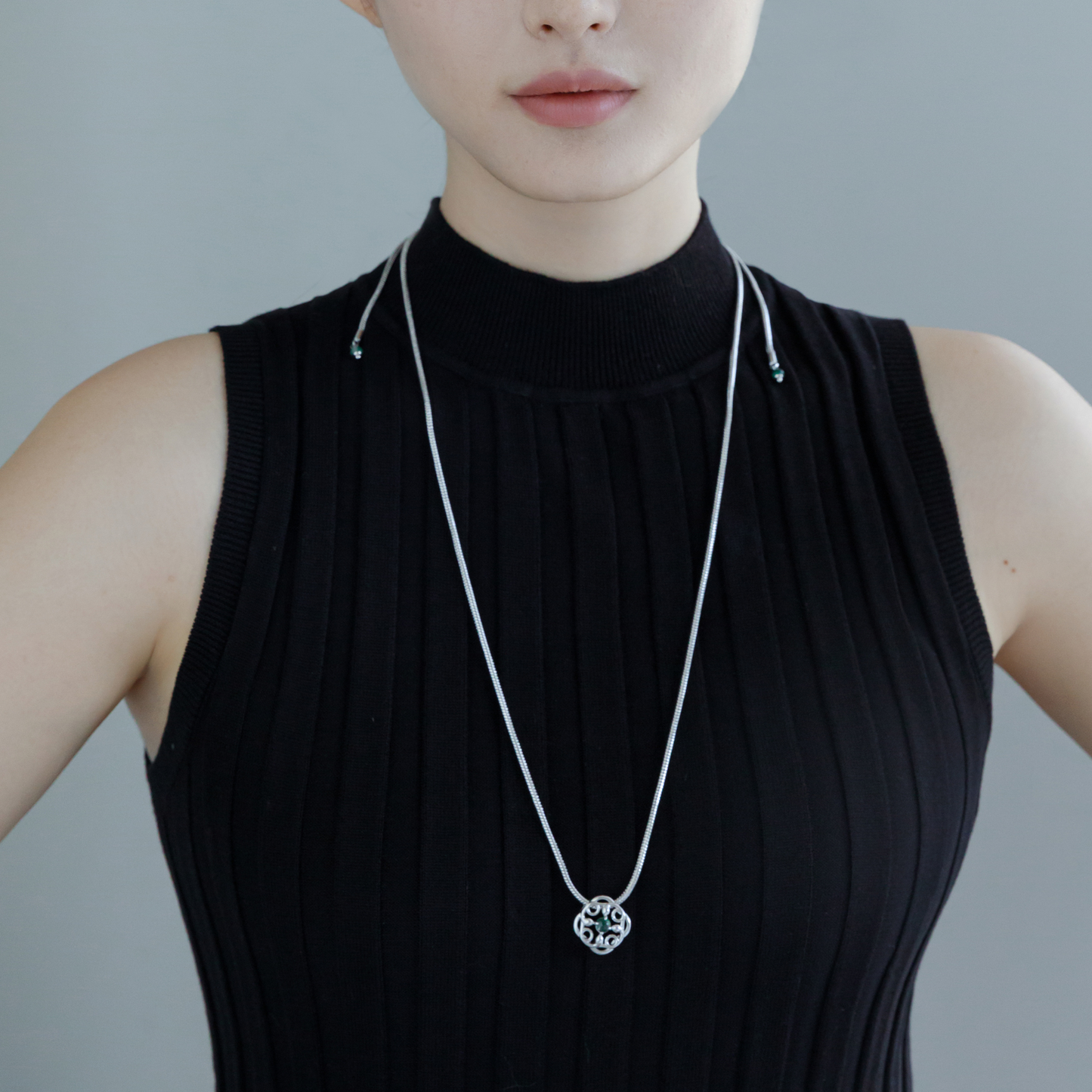 Pull-out Green Ghost Snake Bone Chain